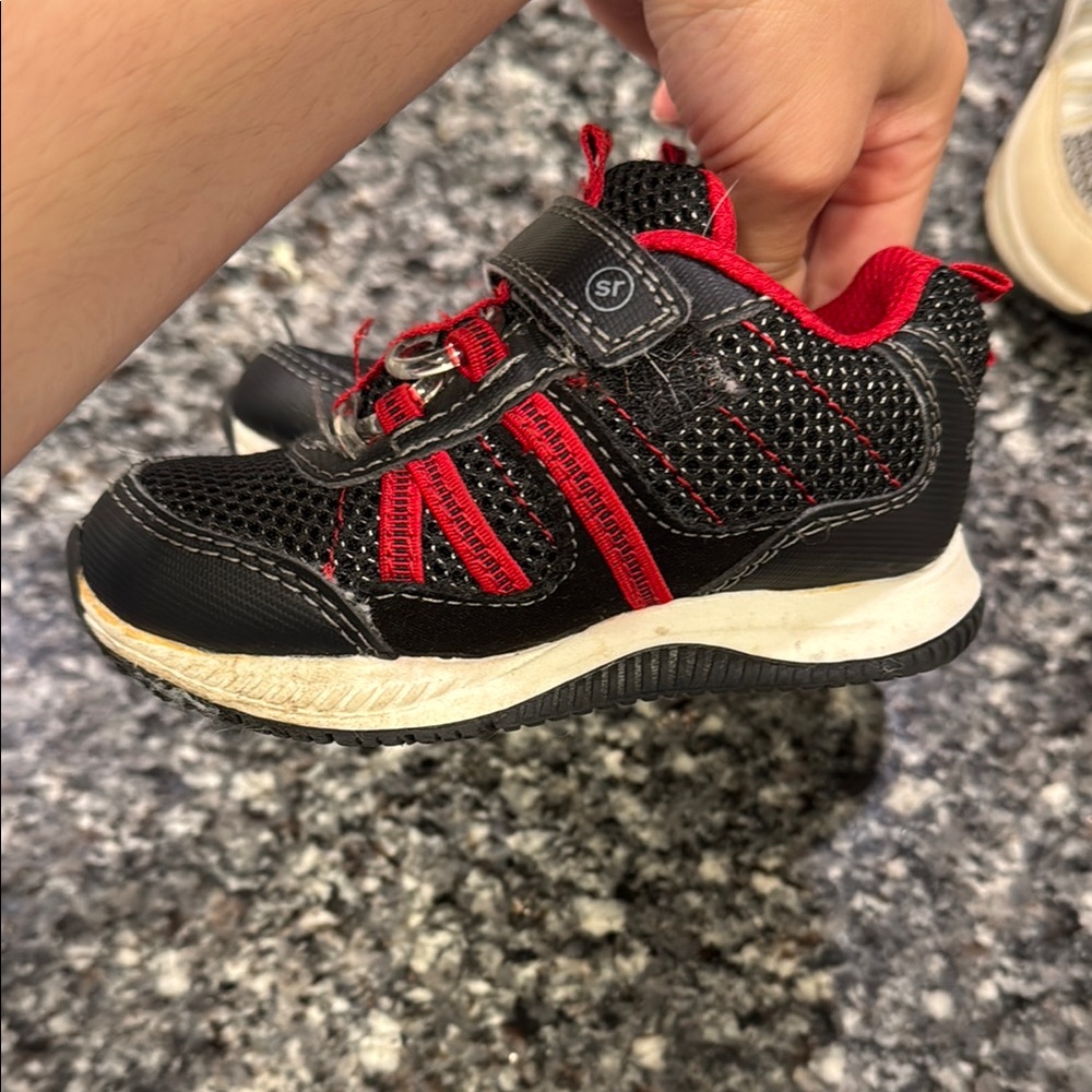 Stride Rite Black and Red Sneakers with Sporty Design